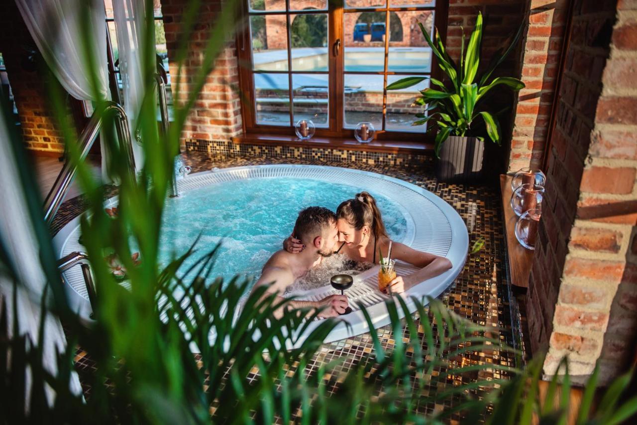 Zabi Dwor - Hotel - Restauracja - Spa Zielona Góra Buitenkant foto