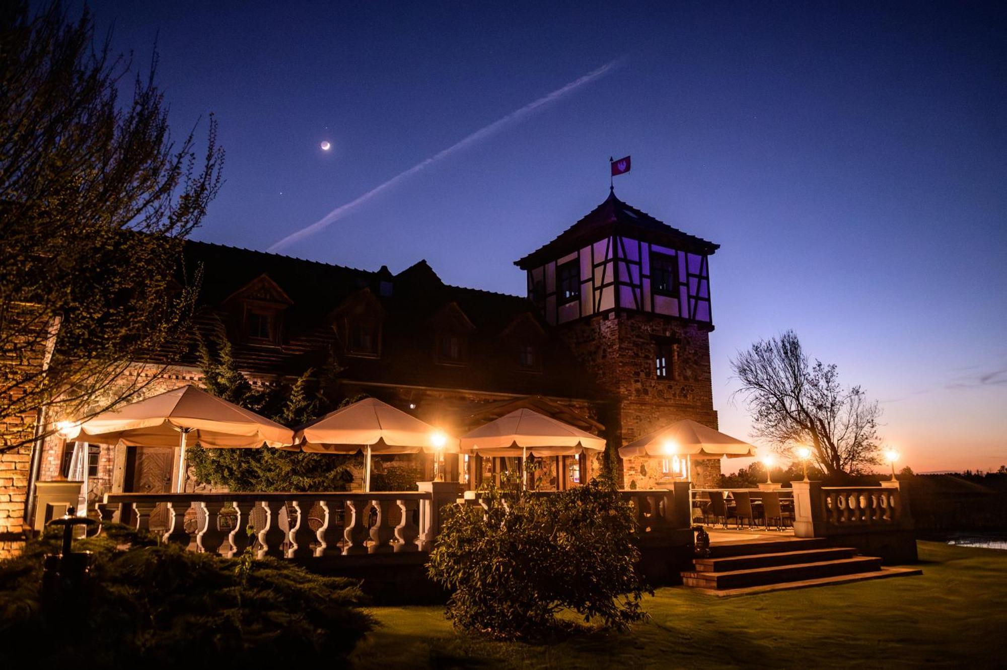 Zabi Dwor - Hotel - Restauracja - Spa Zielona Góra Buitenkant foto