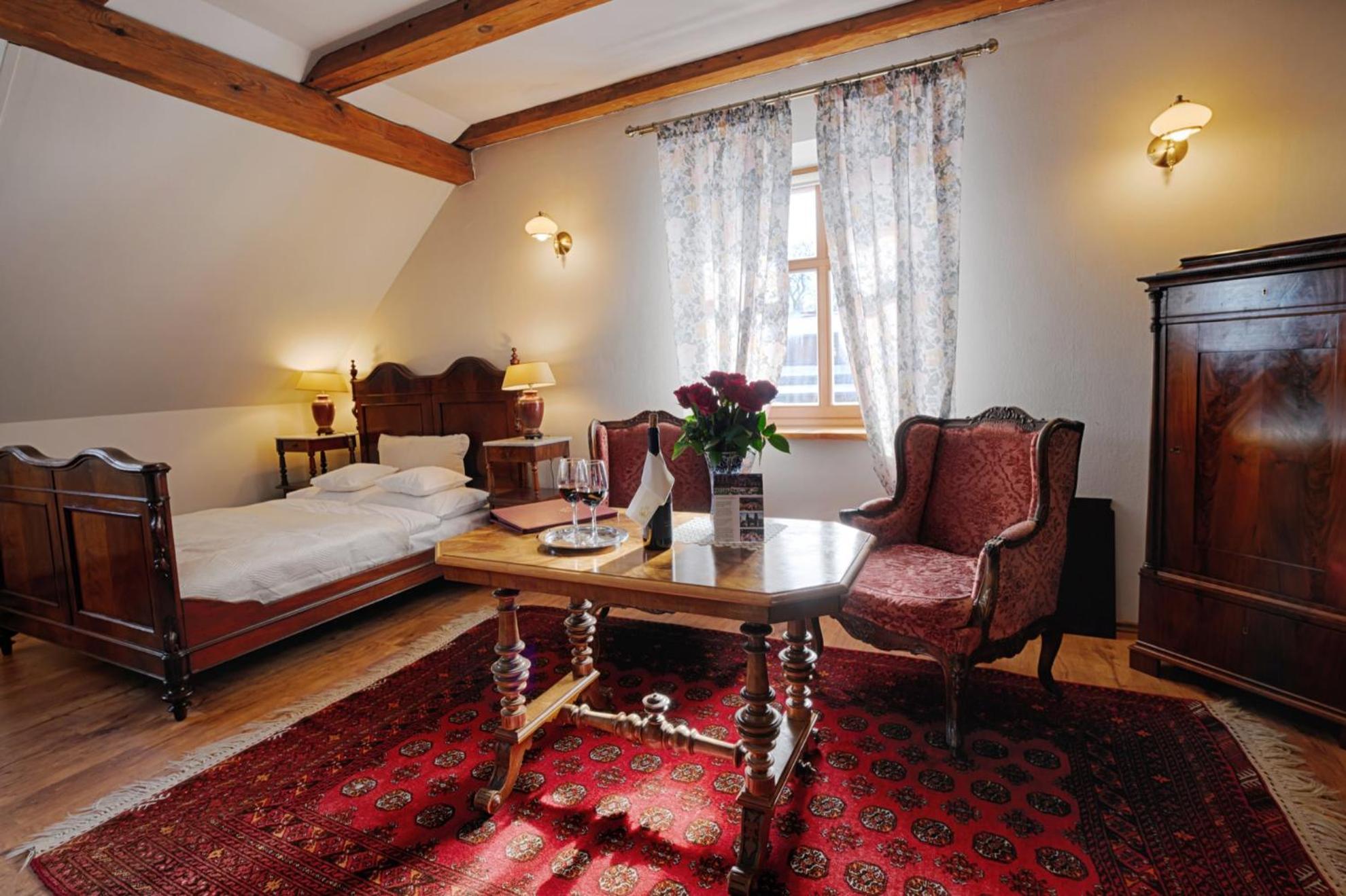Zabi Dwor - Hotel - Restauracja - Spa Zielona Góra Buitenkant foto