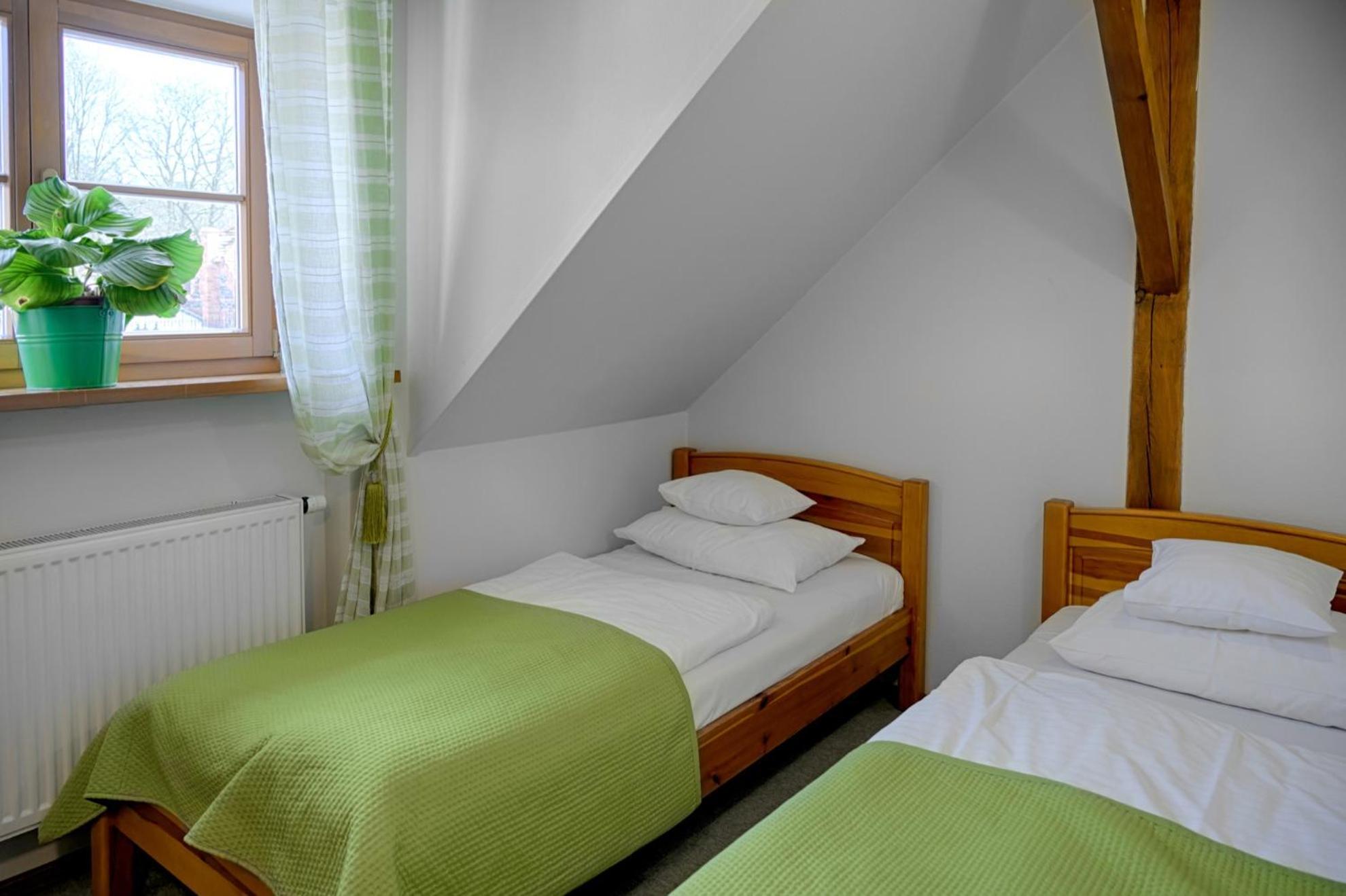 Zabi Dwor - Hotel - Restauracja - Spa Zielona Góra Buitenkant foto
