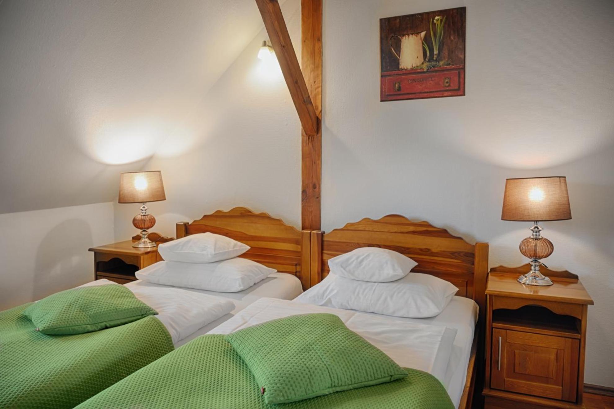Zabi Dwor - Hotel - Restauracja - Spa Zielona Góra Buitenkant foto